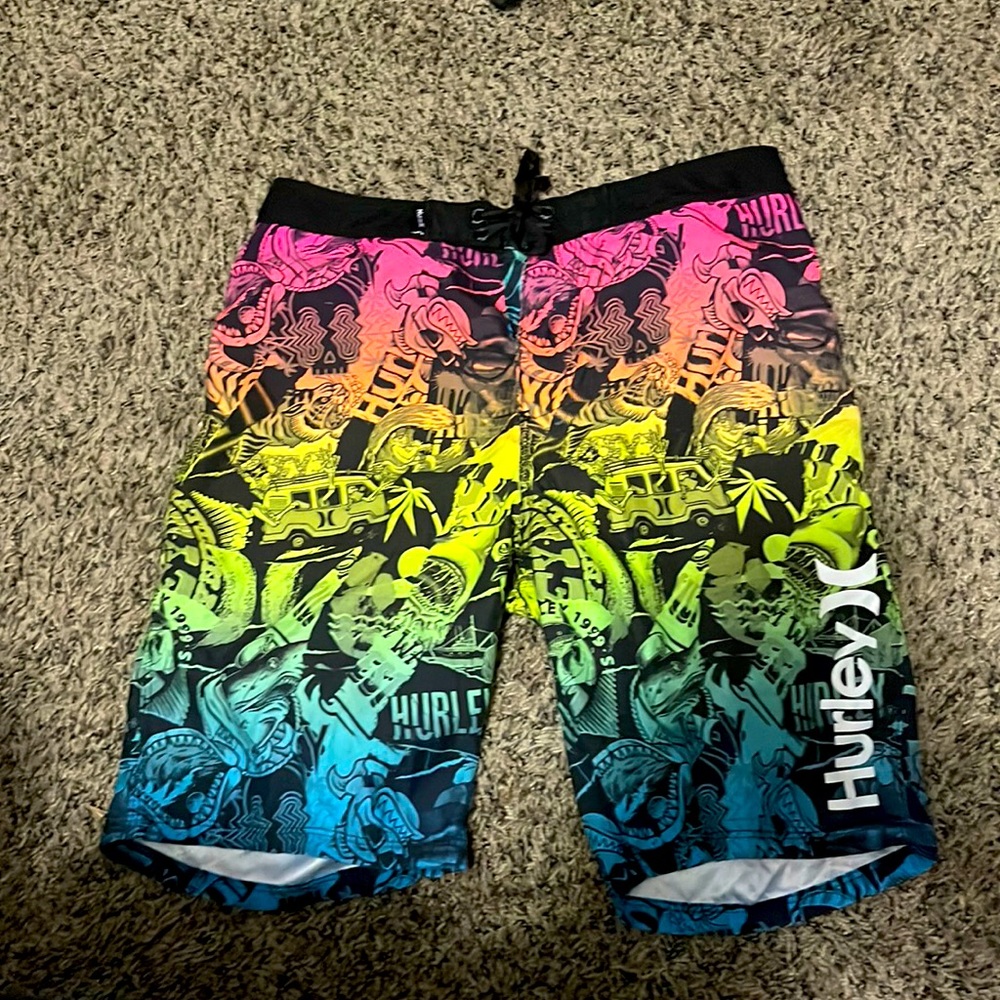 Hurley Boys kids swim Trunks Boardshorts Bathing suit Rainbow graffiti 16/28